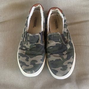 Camo shoes